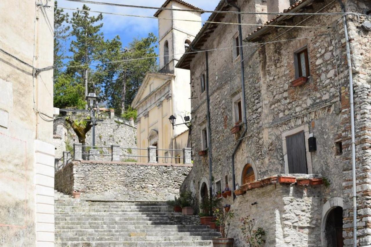 Casa Vacanza La Piazza Orvinio Dış mekan fotoğraf